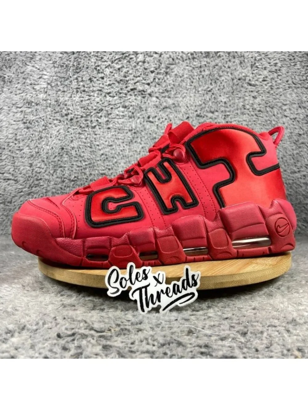 Nike Air More Uptempo QS Chicago Size 11.5 Men University Red Black AJ3138-600